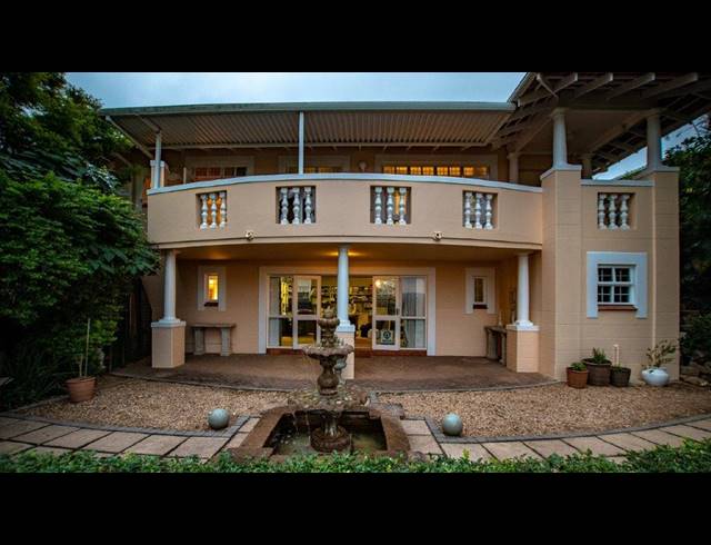 4 BEDROOM TOWNHOUSE FOR SALE IN WESTVILLE
